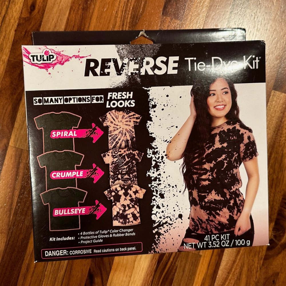 NWT Tulip Reverse Tie Dye One-Step Tie-Dye Kit